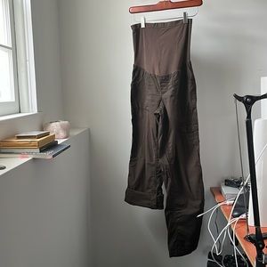Motherhood Maternity; Size M. Stretch Pants. Secret Fit Belly.